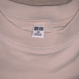UNIQLO Sweatshirt